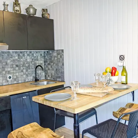 Le Roc De Peclet By Interhome Apartment