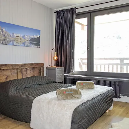 Apartment Le Roc De Peclet By Interhome Val Thorens
