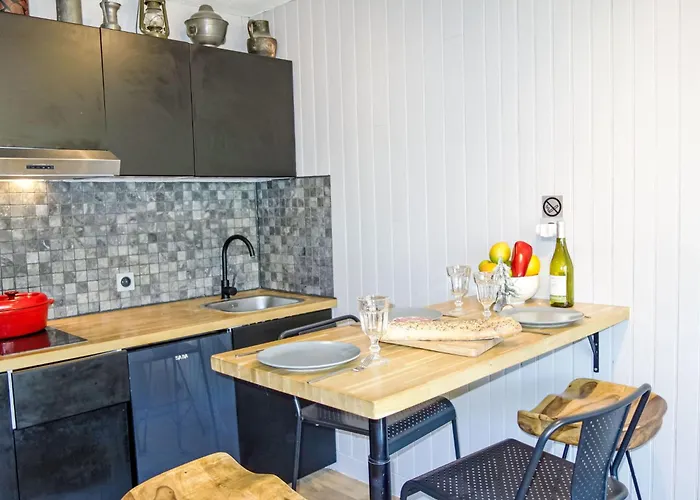 Le Roc De Peclet By Interhome شقة